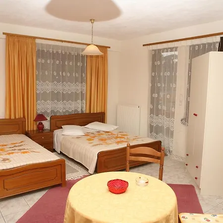 Xenonas Agnanti Neraïdochóri