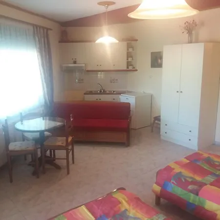 Casa de hóspedes Xenonas Agnanti *